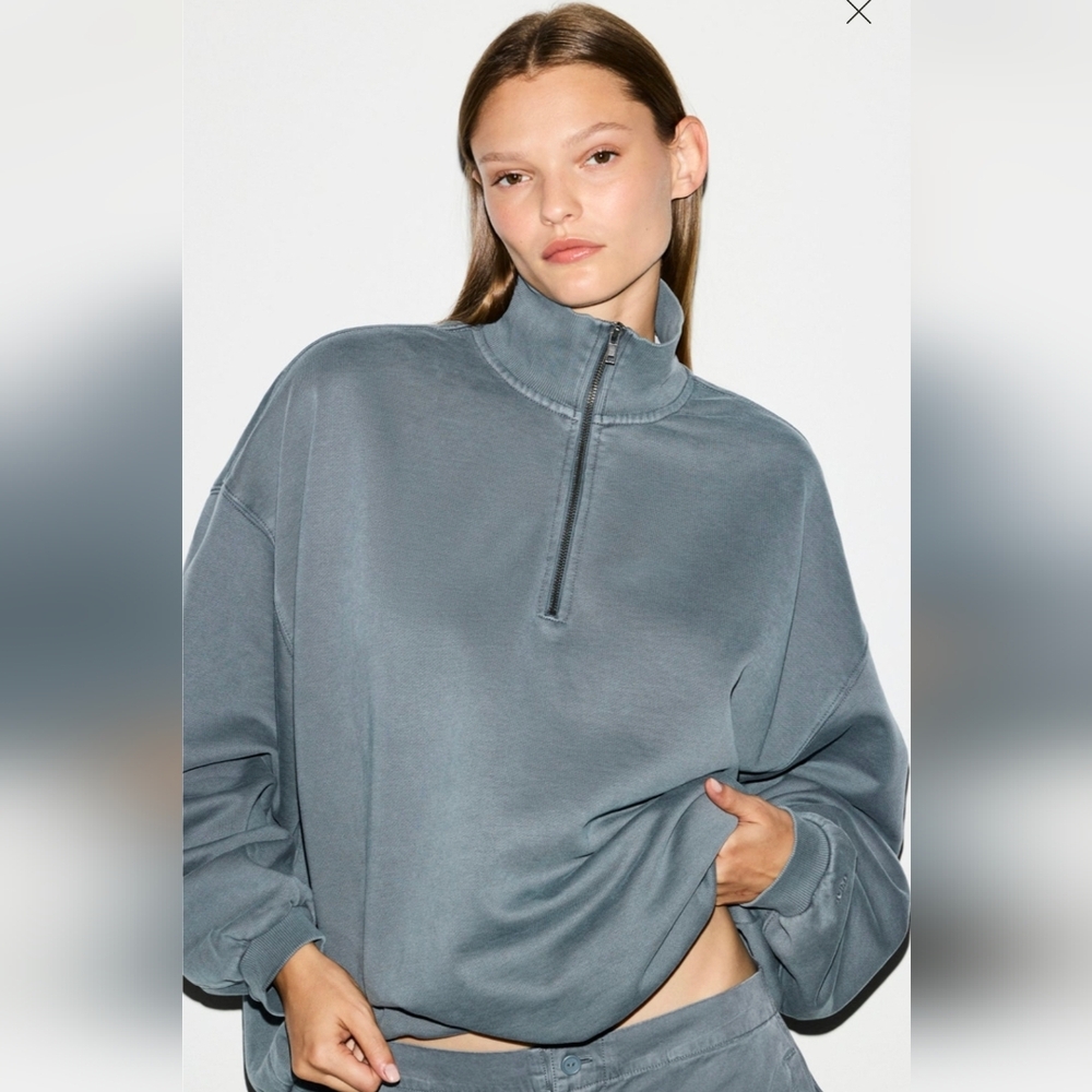 SKIMS Boyfriend Slouchy Fleece Half Zip Pullover Size:Medium Zircon
